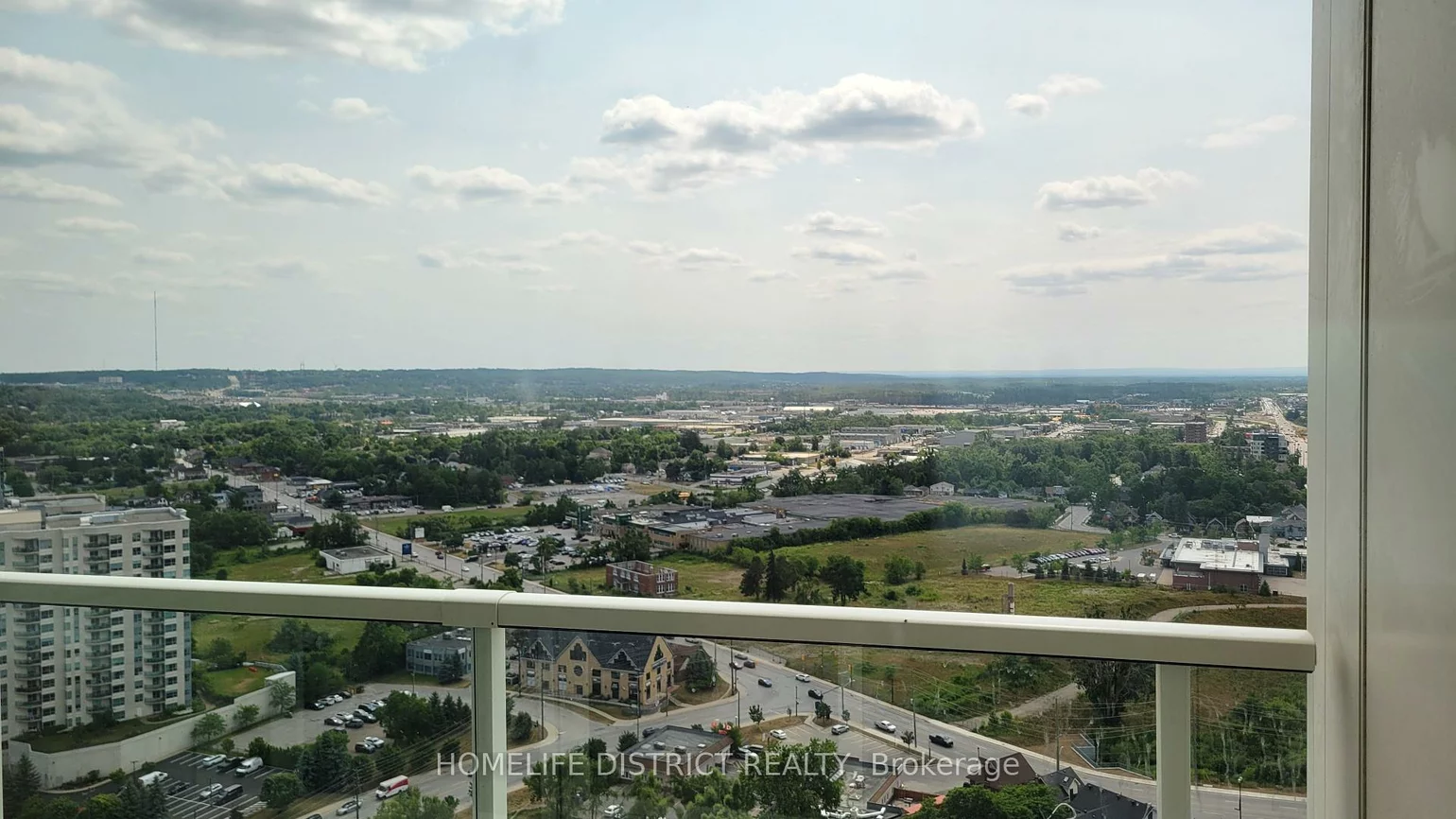 39, Mary, City Centre, Barrie