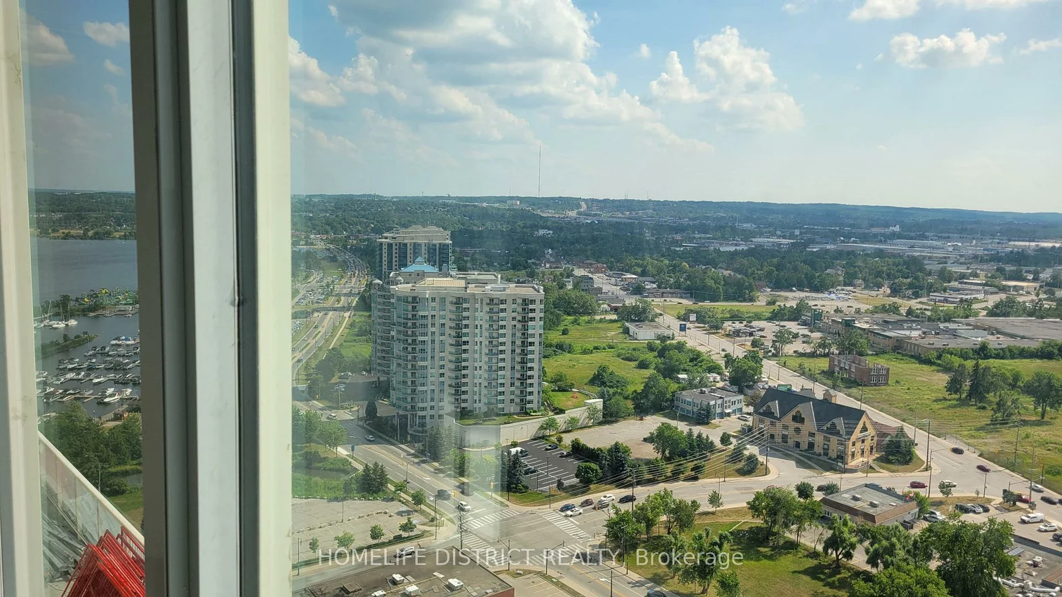 39, Mary, City Centre, Barrie