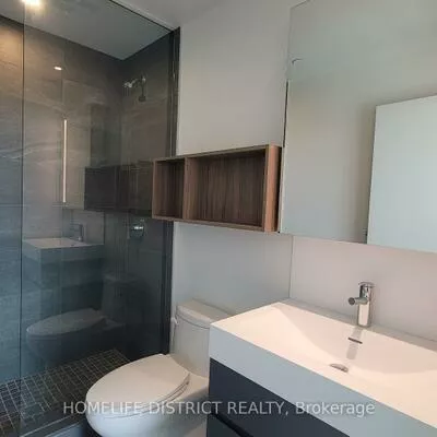 39, Mary, City Centre, Barrie