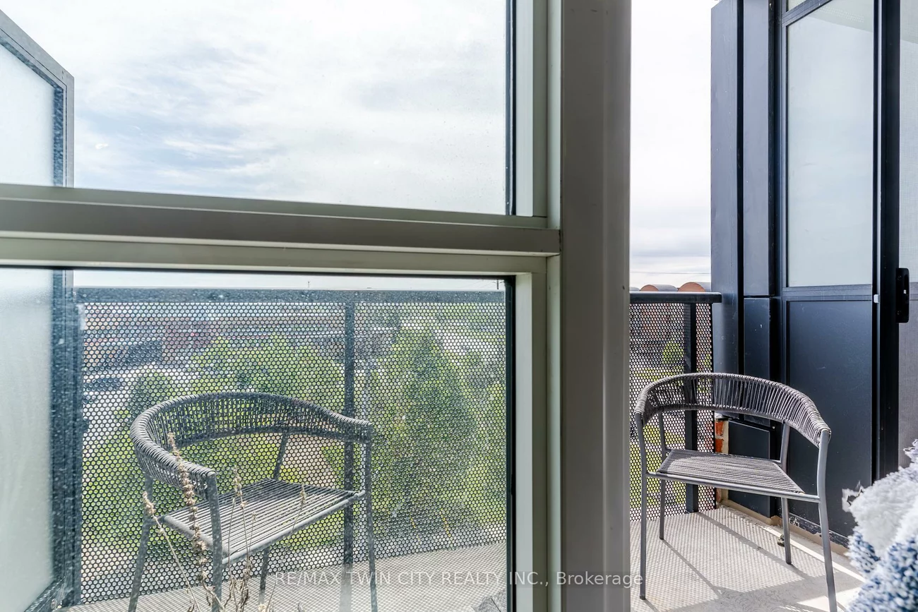 681, Yonge, Painswick South, Barrie