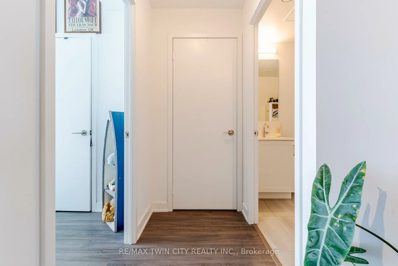 681, Yonge, Painswick South, Barrie