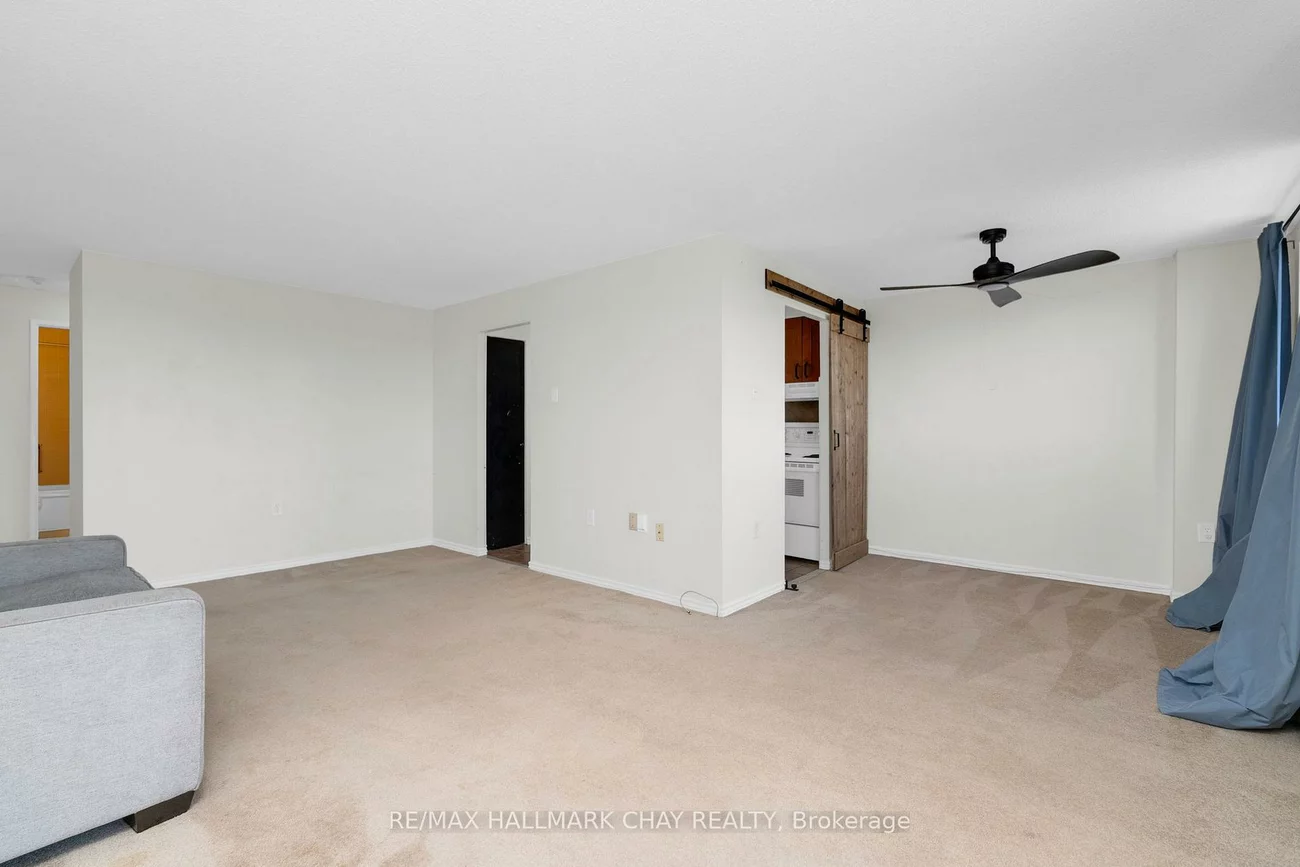 414, Blake, Codrington, Barrie