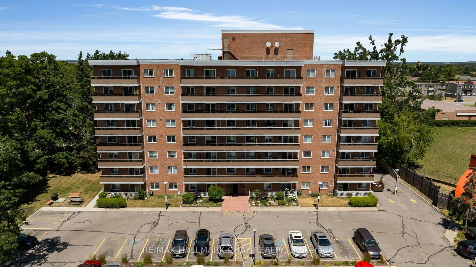 414, Blake, Codrington, Barrie