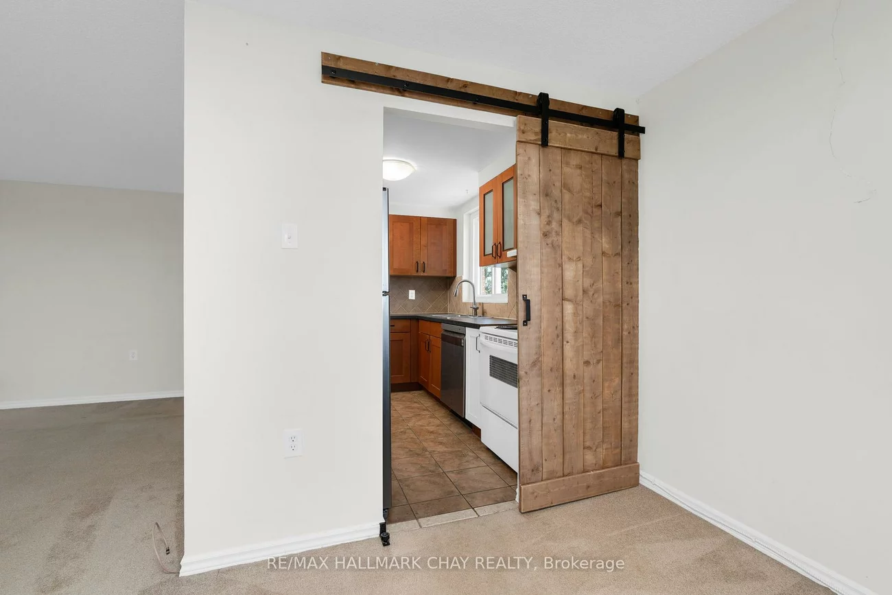 414, Blake, Codrington, Barrie