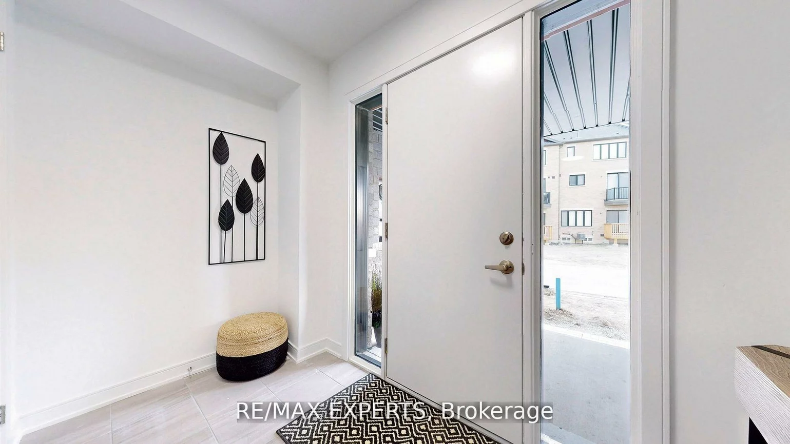 22, Spry, Innis-Shore, Barrie