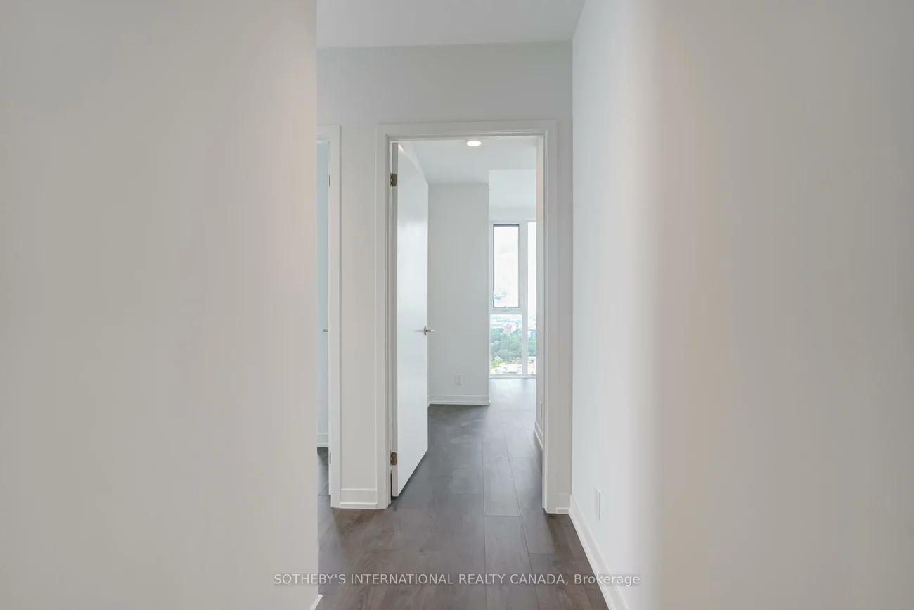 39, Mary, City Centre, Barrie