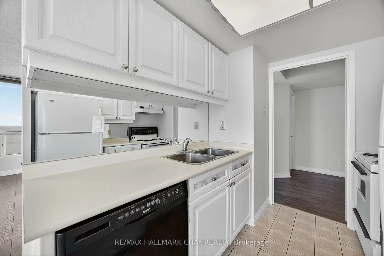 75, Ellen, Lakeshore, Barrie