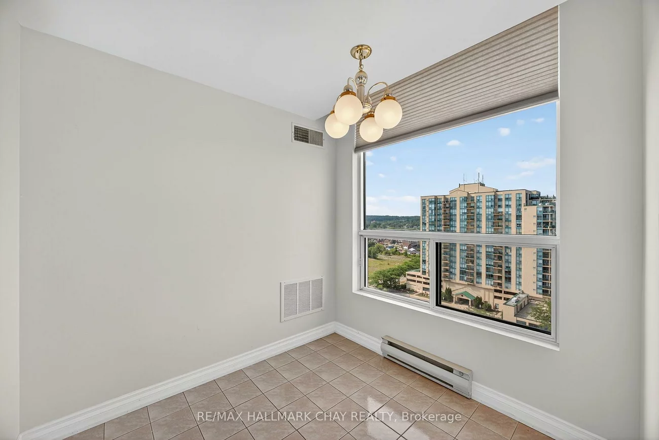 75, Ellen, Lakeshore, Barrie