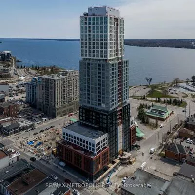 39, Mary, City Centre, Barrie