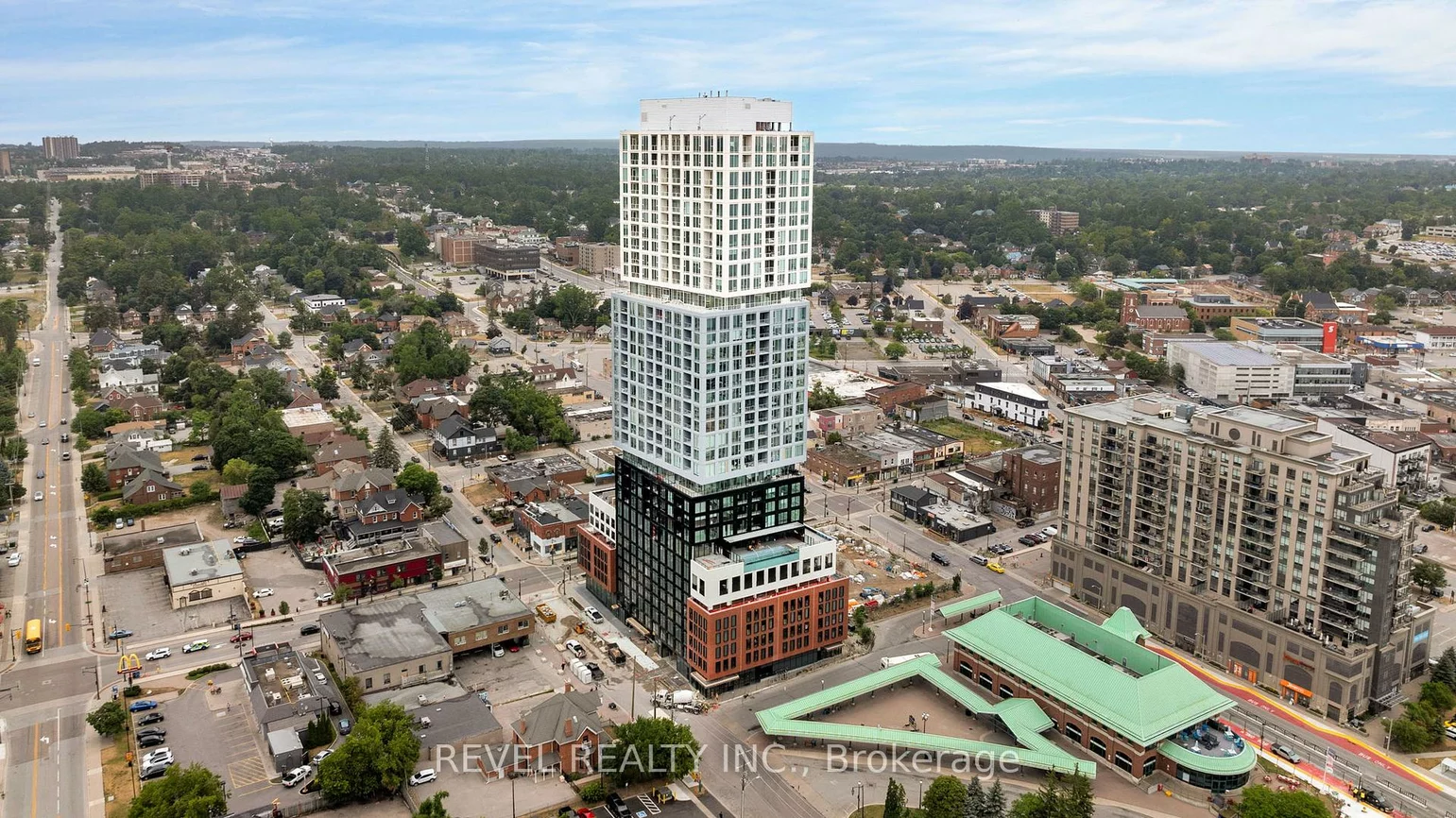 39, Mary, City Centre, Barrie