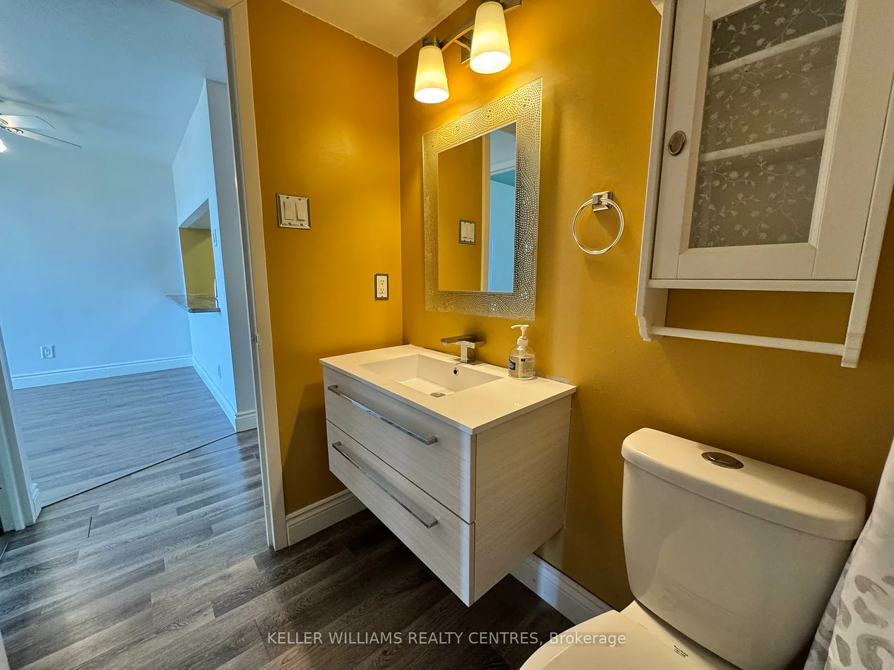 75, Ellen, City Centre, Barrie