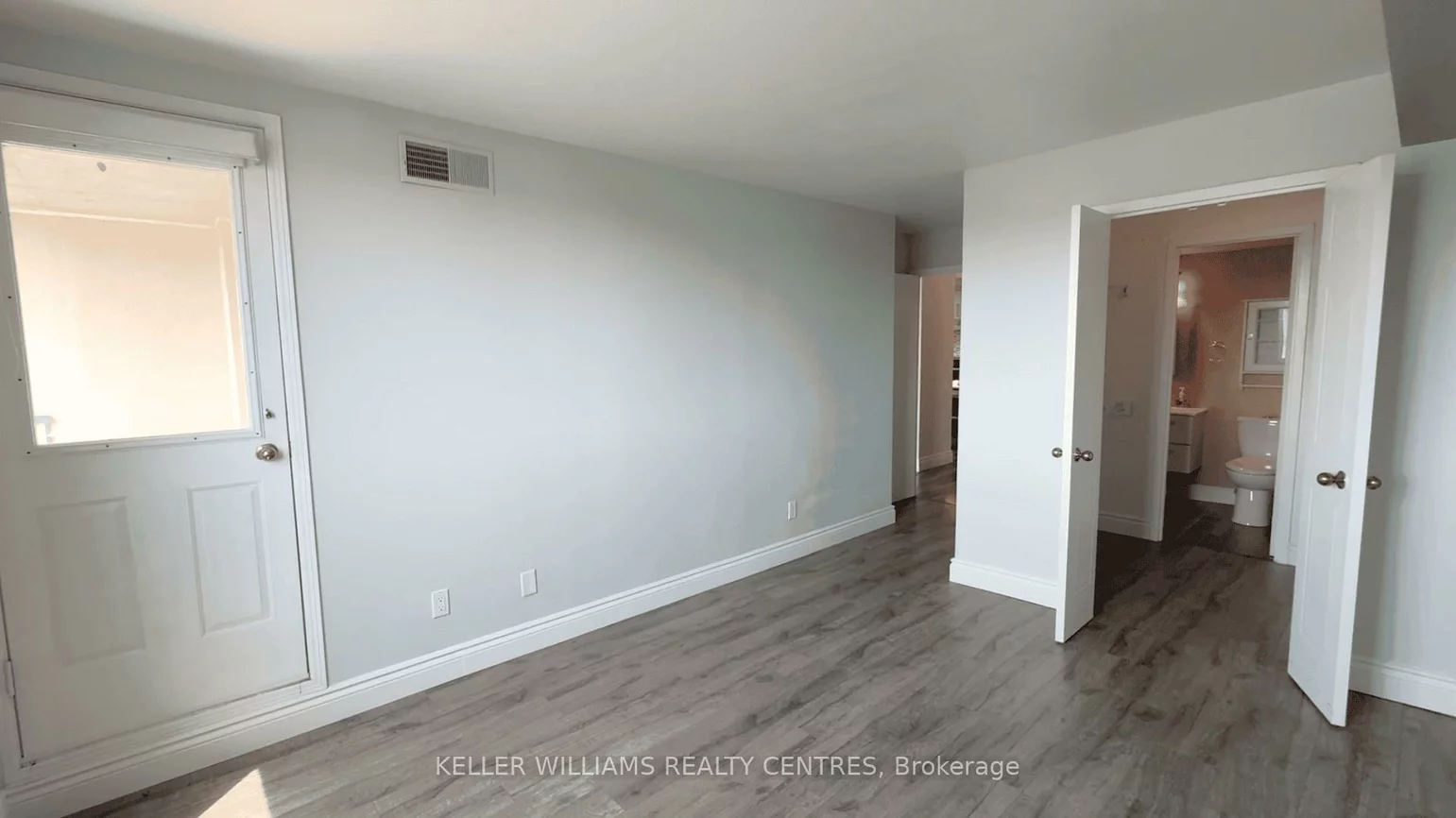 75, Ellen, City Centre, Barrie