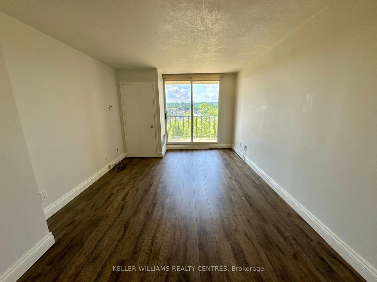 75, Ellen, City Centre, Barrie
