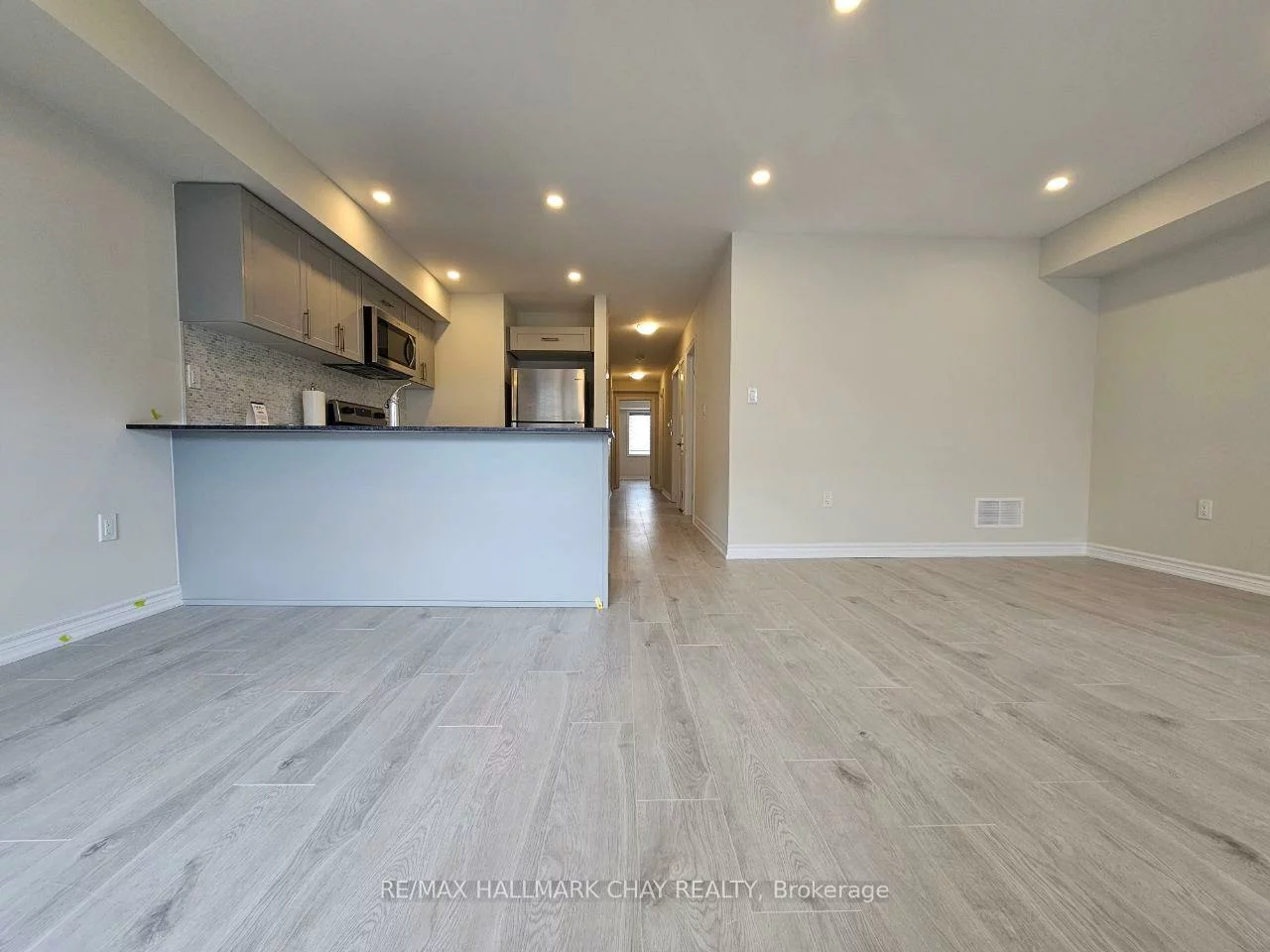 51, HAY, Innis-Shore, Barrie