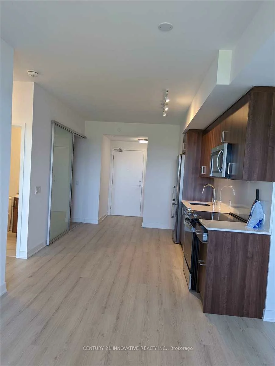 681, Yonge, Painswick South, Barrie