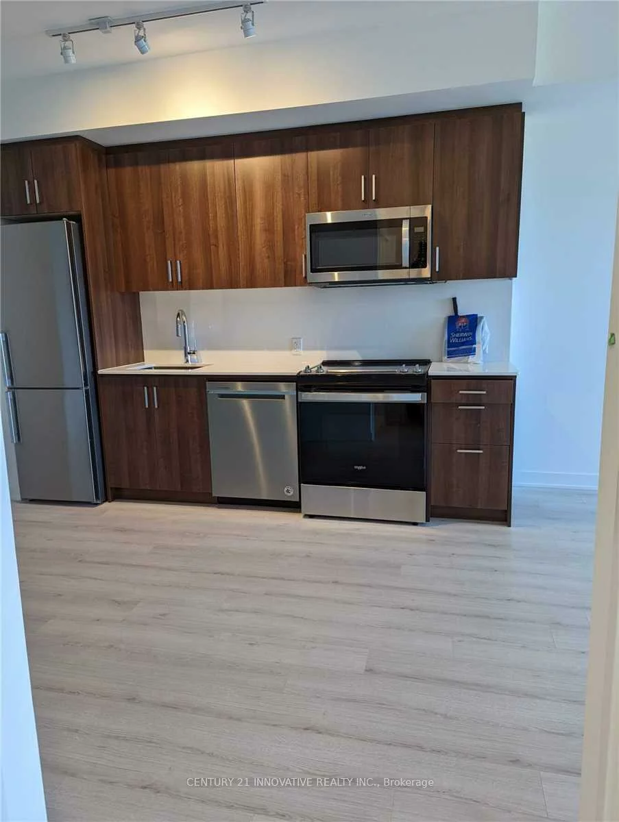 681, Yonge, Painswick South, Barrie