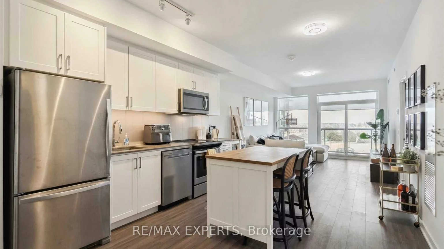 681, Yonge, Painswick South, Barrie