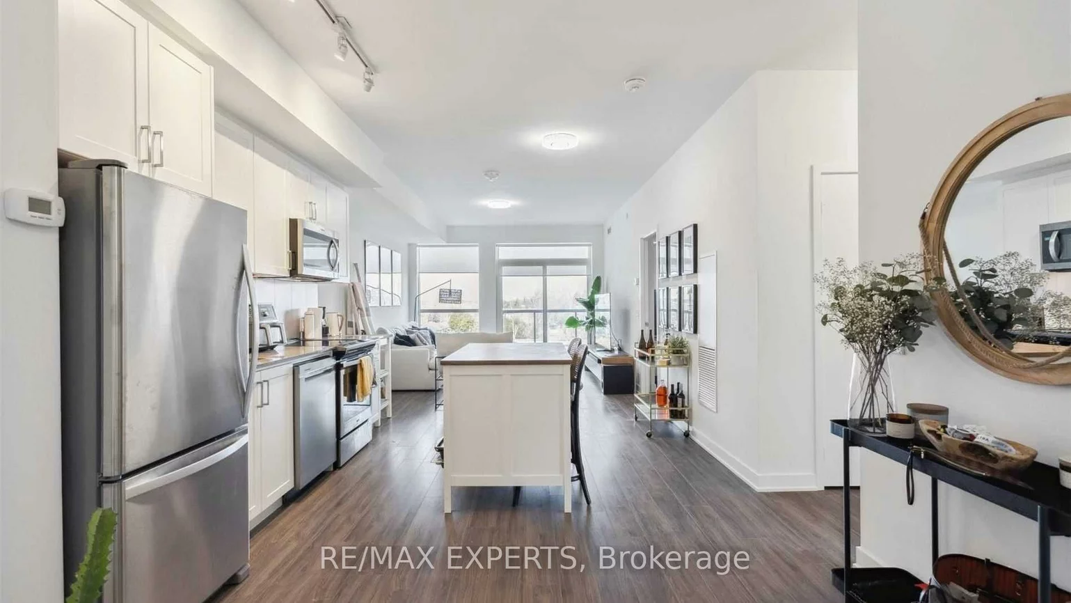 681, Yonge, Painswick South, Barrie