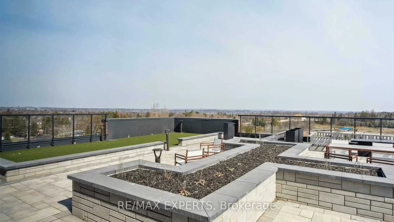 681, Yonge, Painswick South, Barrie