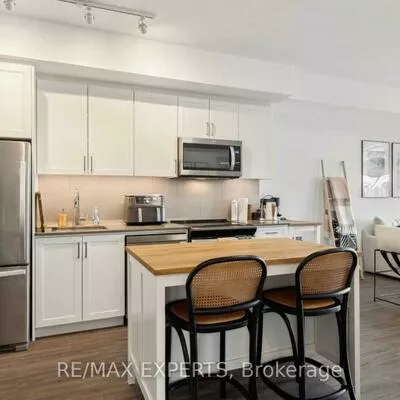 681, Yonge, Painswick South, Barrie