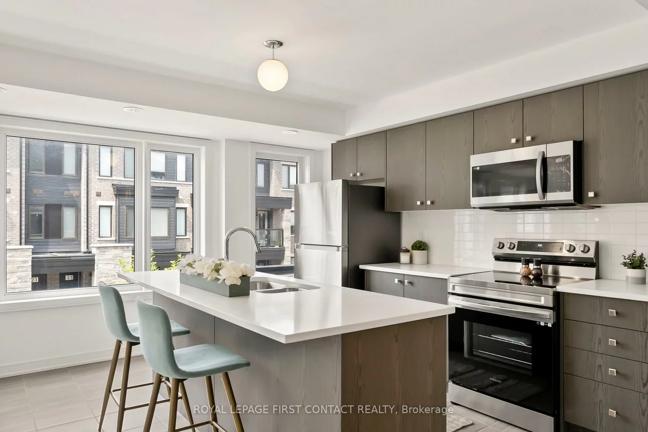 66, Appletree, Innis-Shore, Barrie
