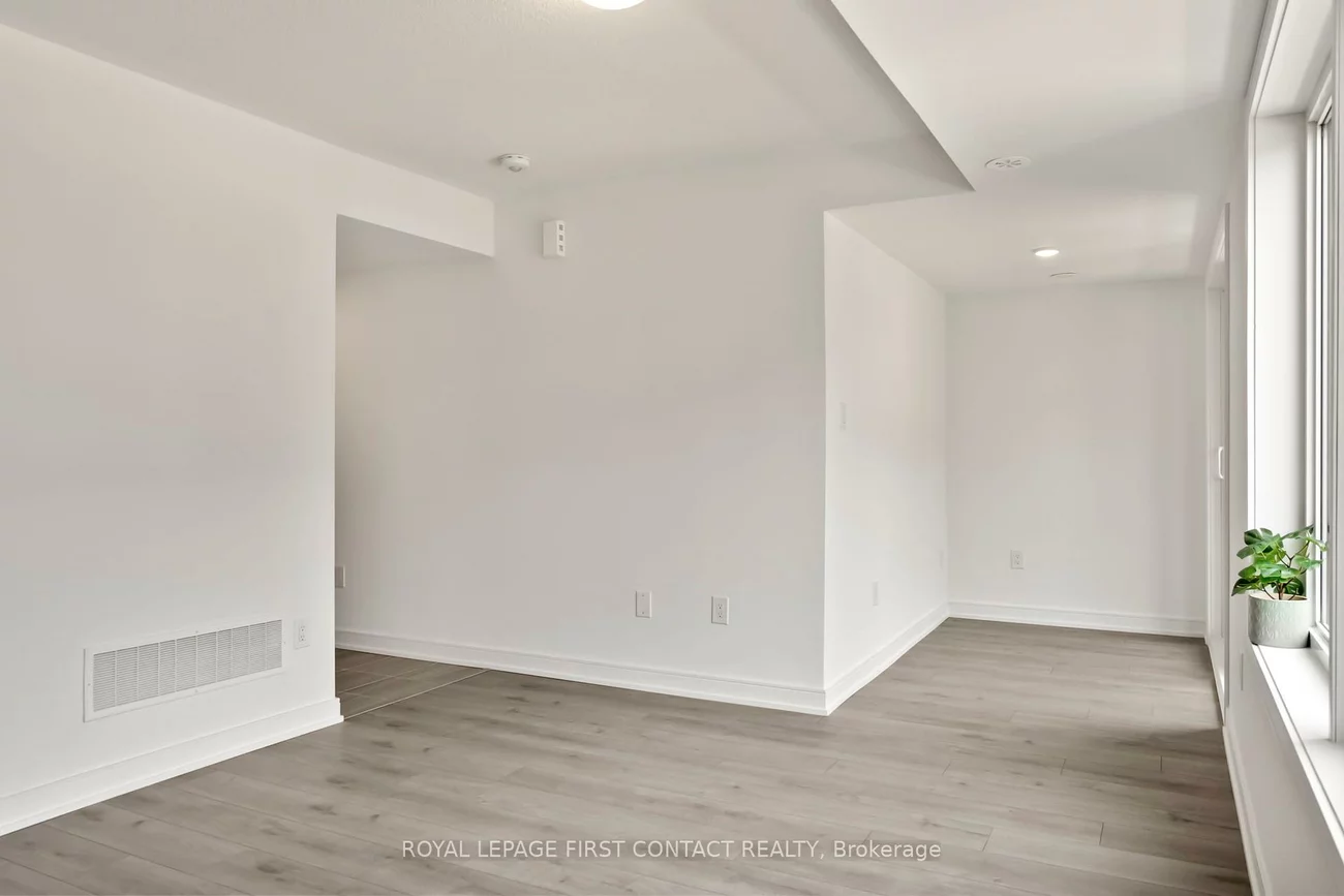 66, Appletree, Innis-Shore, Barrie