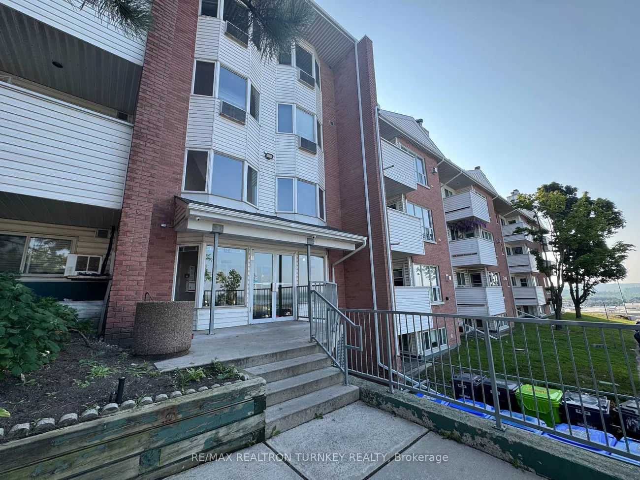 126, Bell Farm, Alliance, Barrie