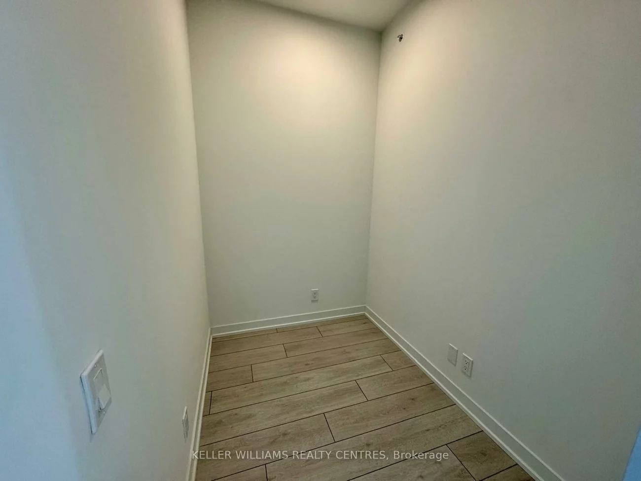39, Mary, City Centre, Barrie