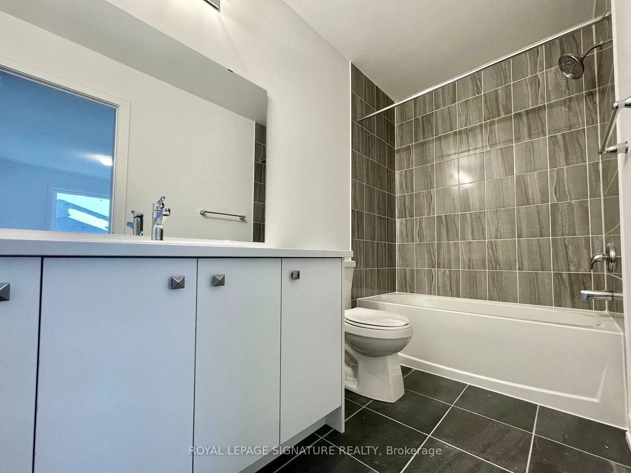 129, Appletree, Innis-Shore, Barrie
