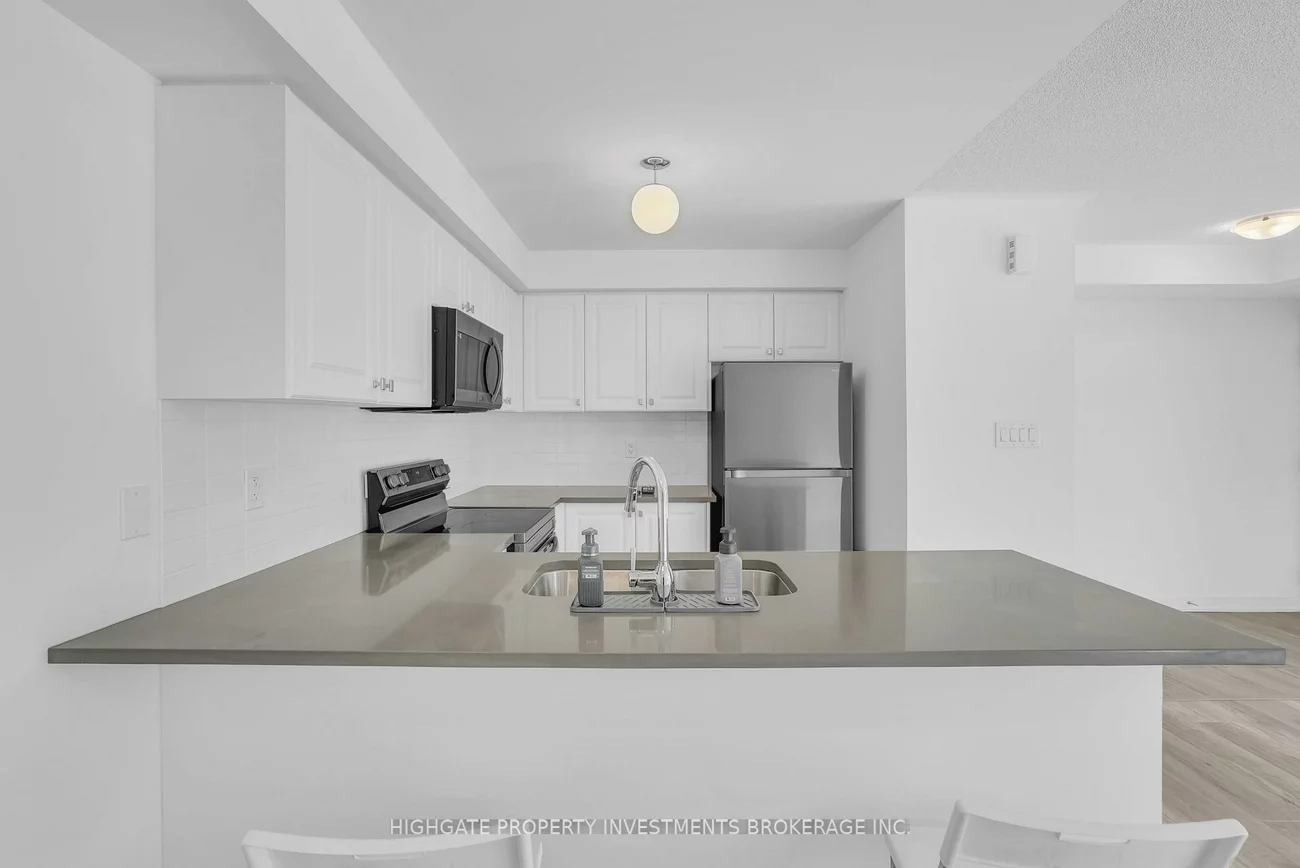 107, Appletree, Innis-Shore, Barrie