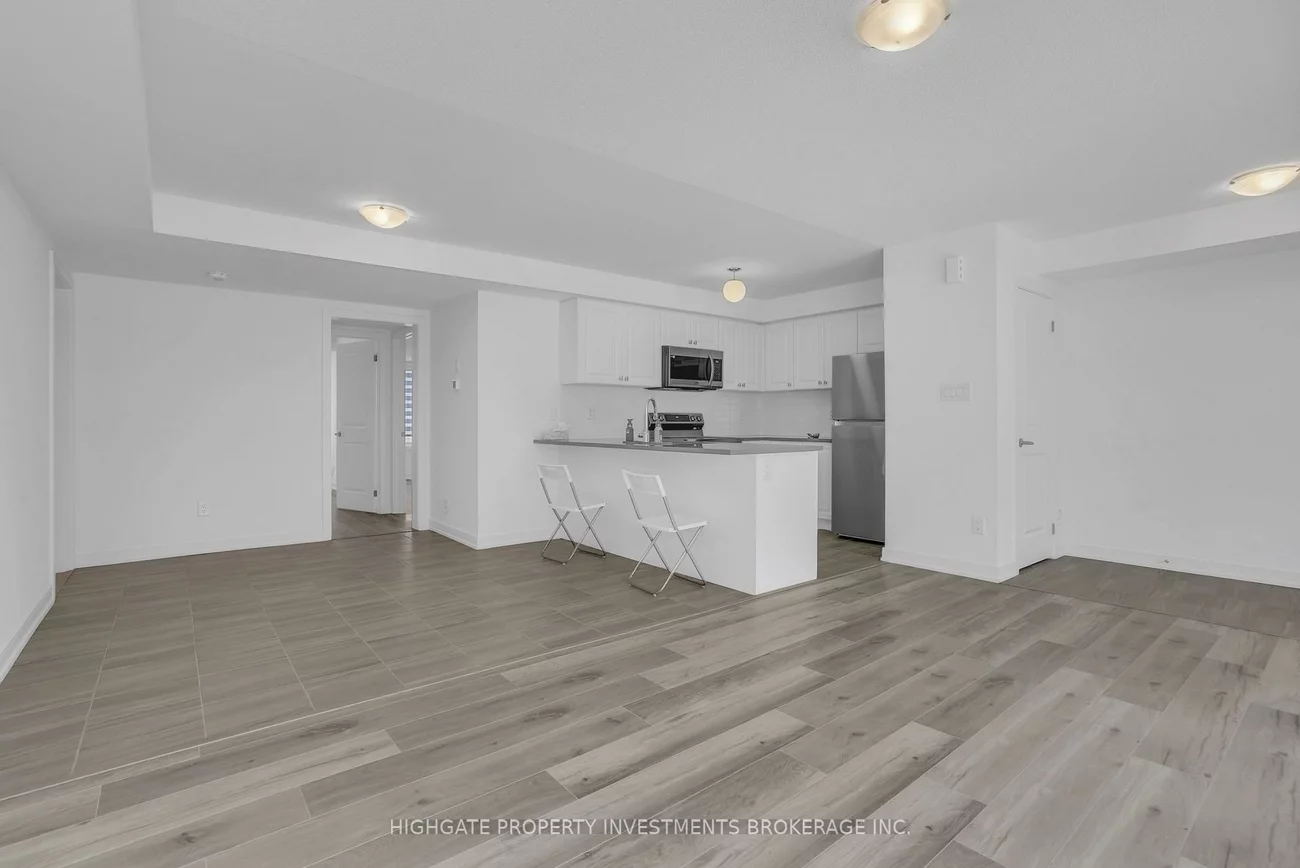 107, Appletree, Innis-Shore, Barrie