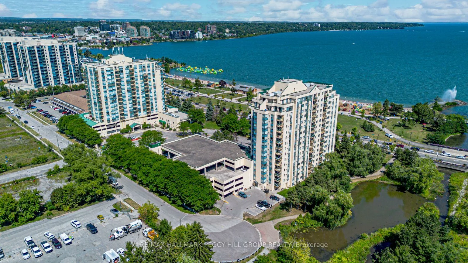 75, Ellen, City Centre, Barrie
