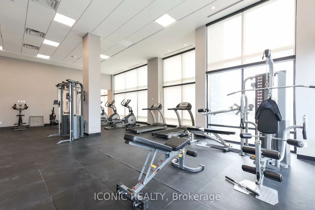 681, Yonge, Painswick South, Barrie