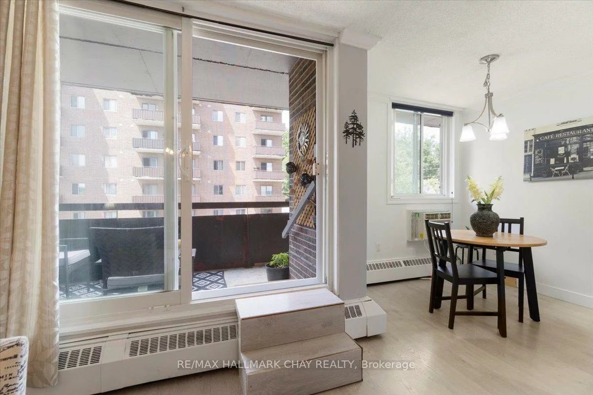 2, Albert, City Centre, Barrie