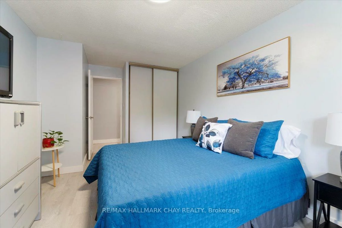 2, Albert, City Centre, Barrie