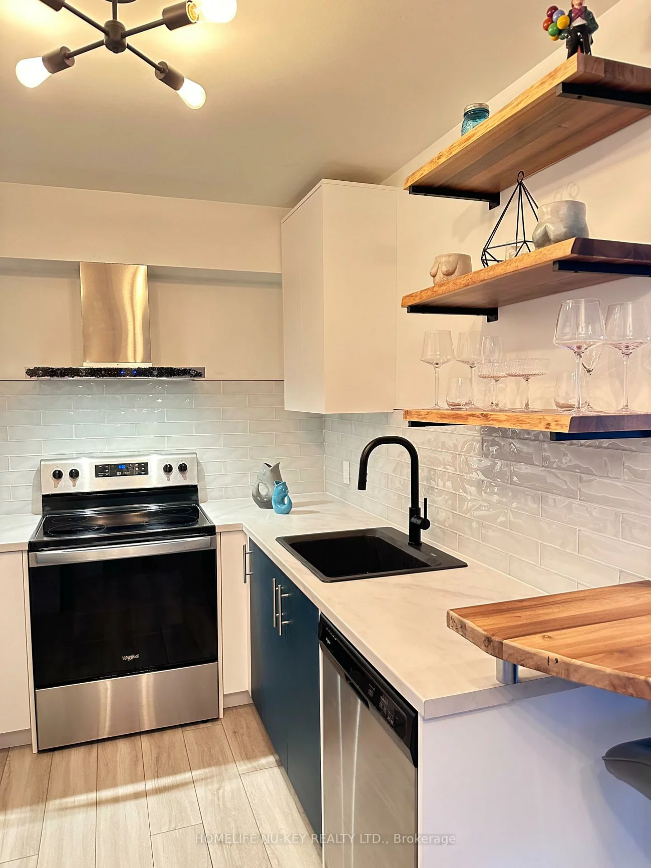 120, BELL FARM, Alliance, Barrie