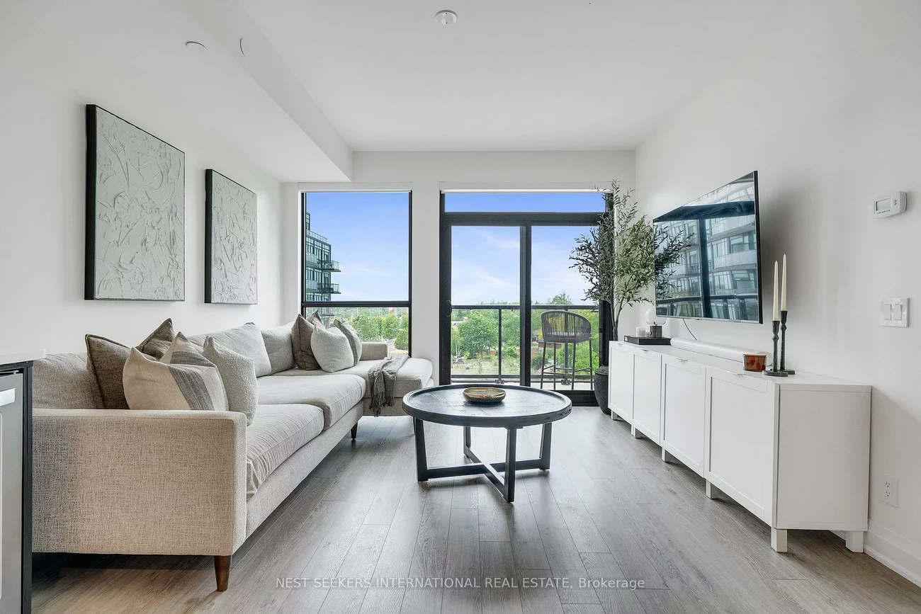 681, Yonge, Painswick South, Barrie