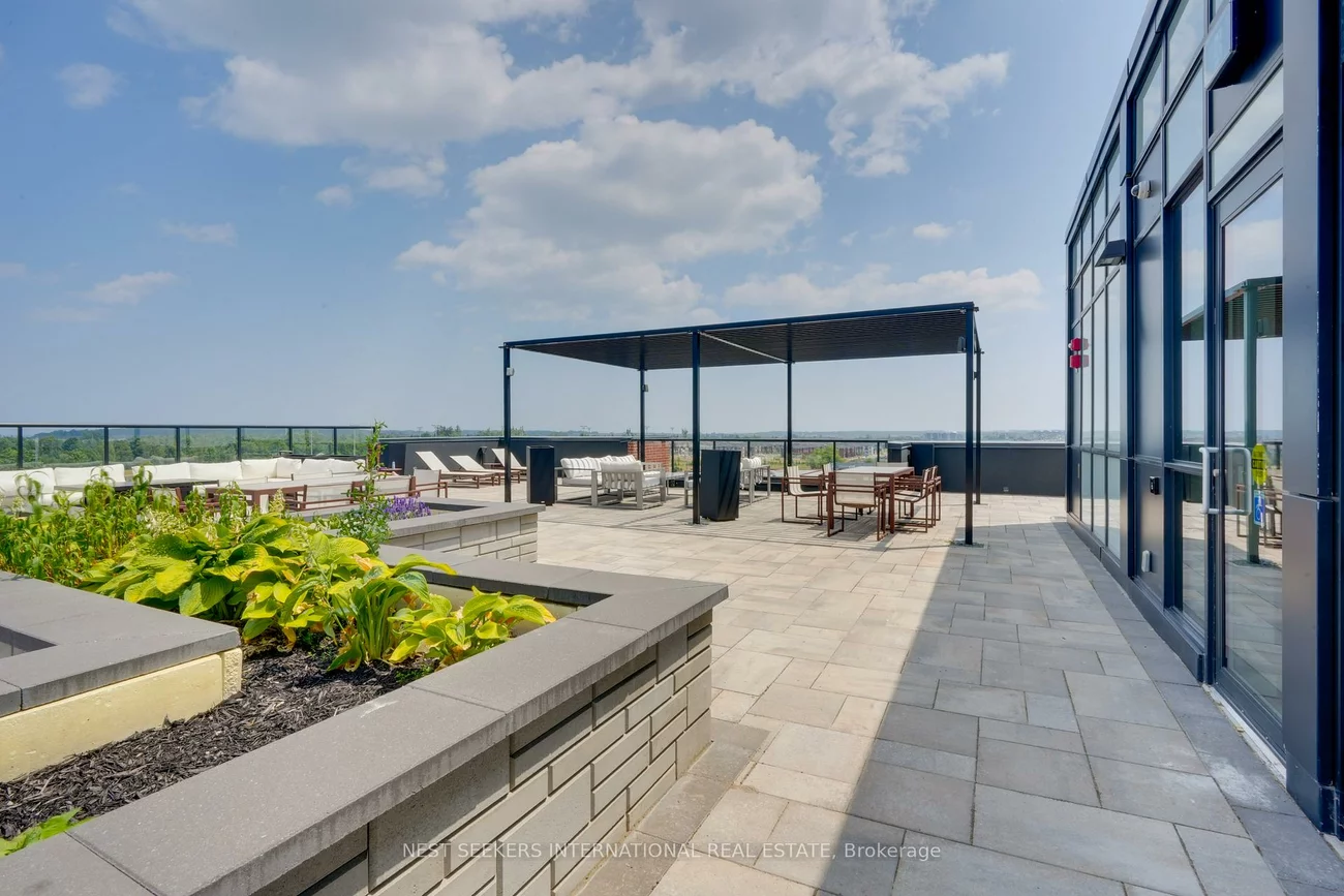 681, Yonge, Painswick South, Barrie