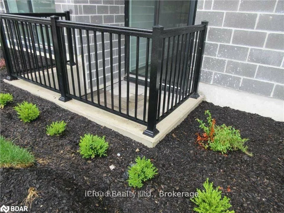 681, Yonge, Painswick South, Barrie