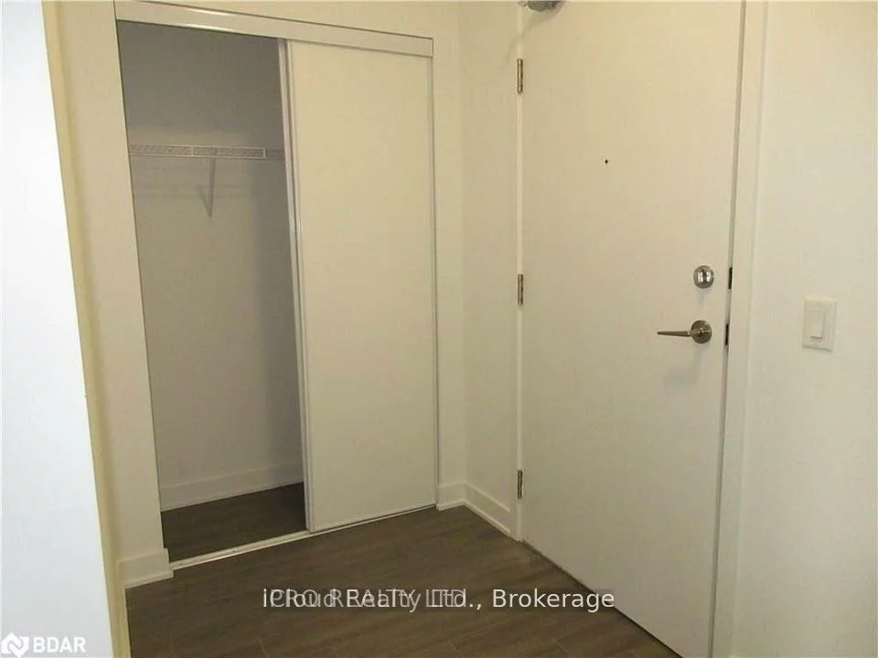 681, Yonge, Painswick South, Barrie