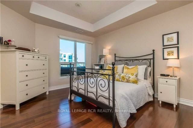 37, Ellen, City Centre, Barrie