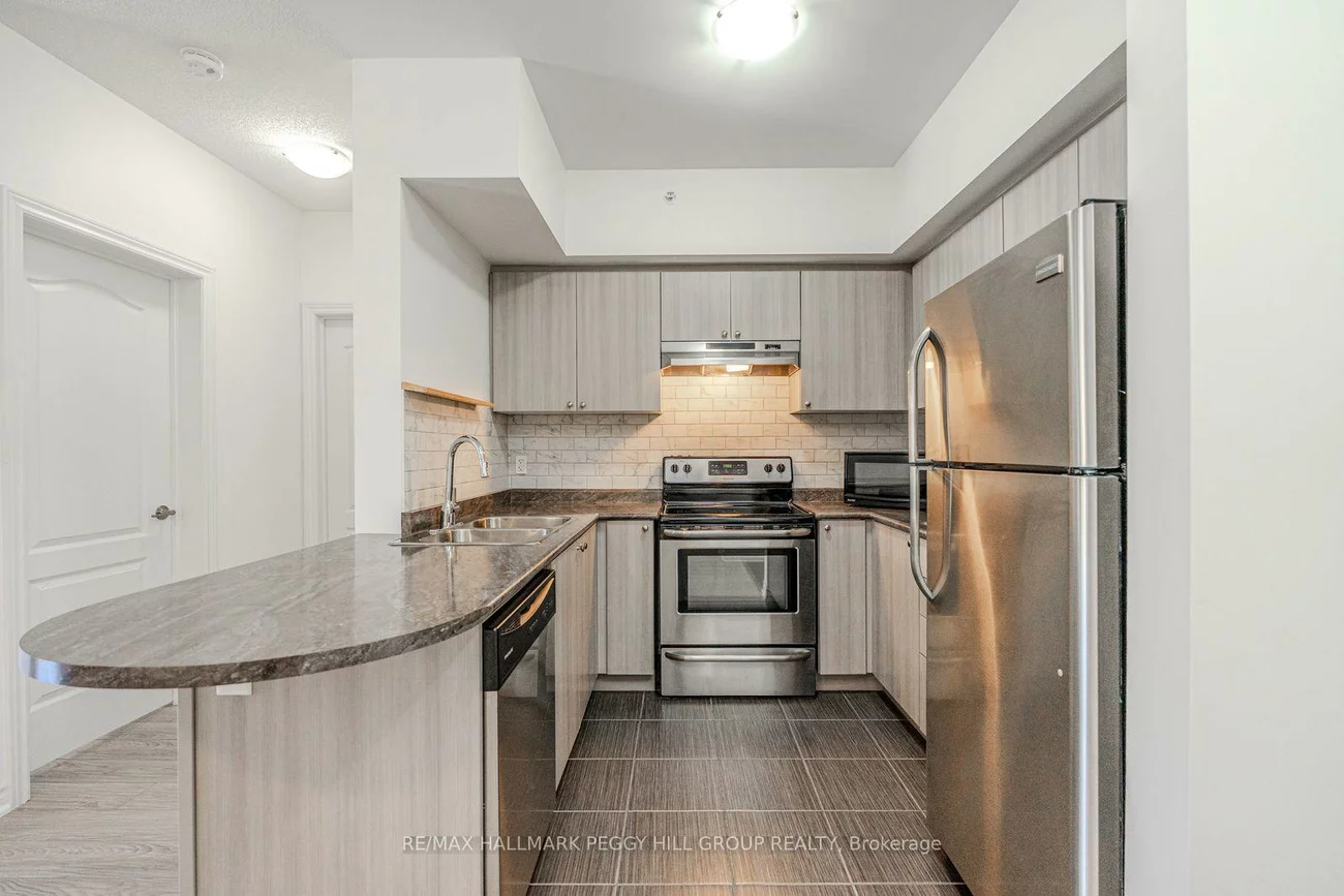 40, Ferndale, Ardagh, Barrie
