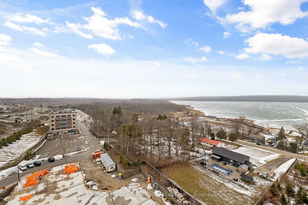 56, Lakeside, Little Lake, Barrie