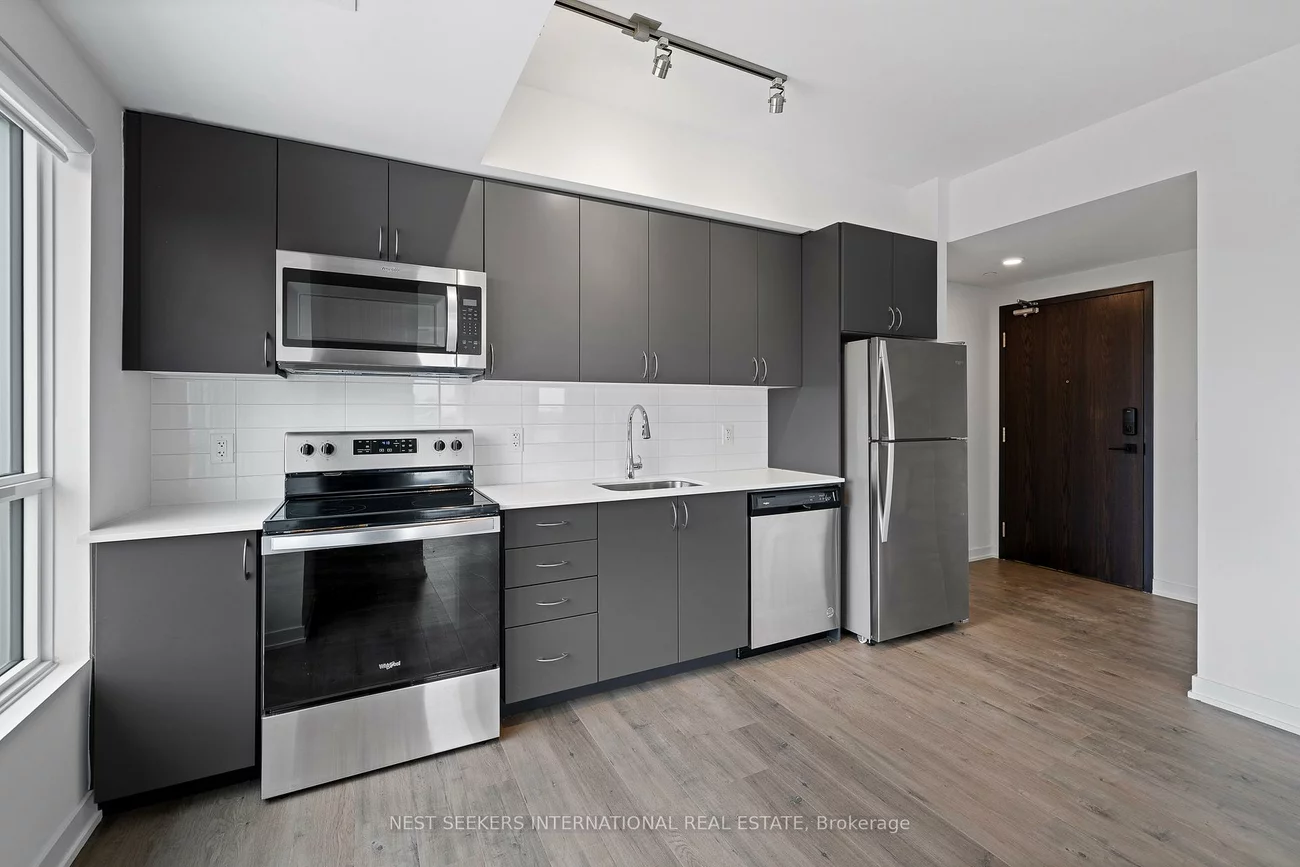 56, Lakeside, Little Lake, Barrie