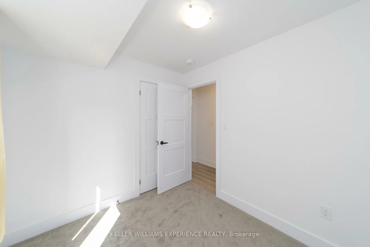 32, Wagon, Innis-Shore, Barrie