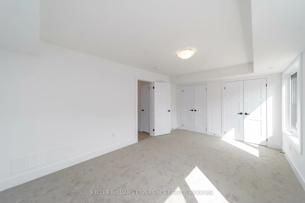 32, Wagon, Innis-Shore, Barrie