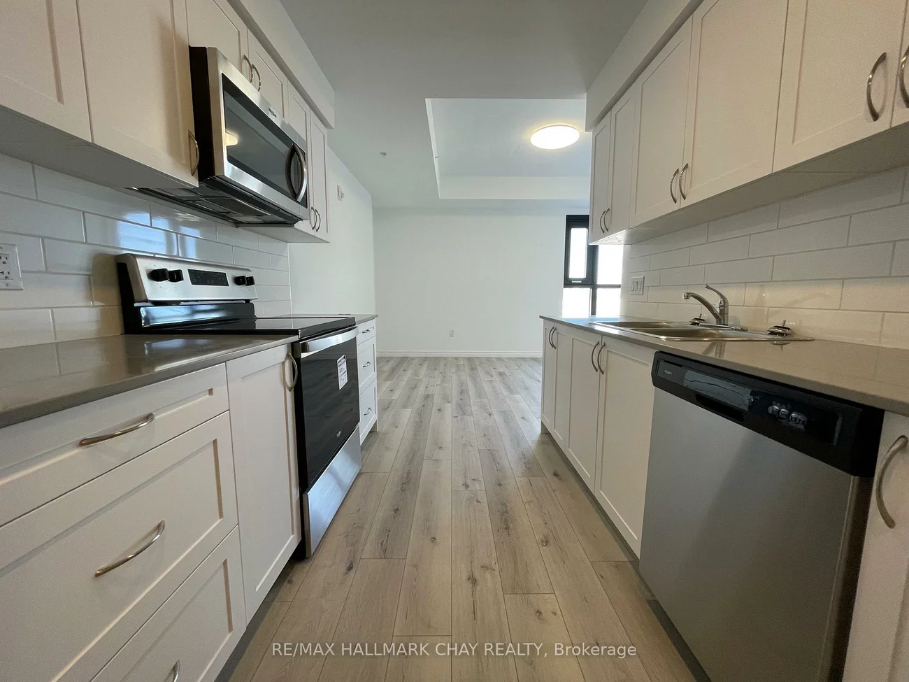 30, Hanmer, West Bayfield, Barrie