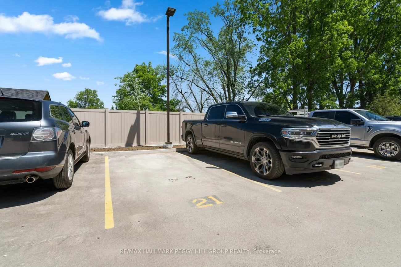 681, Yonge, Painswick South, Barrie