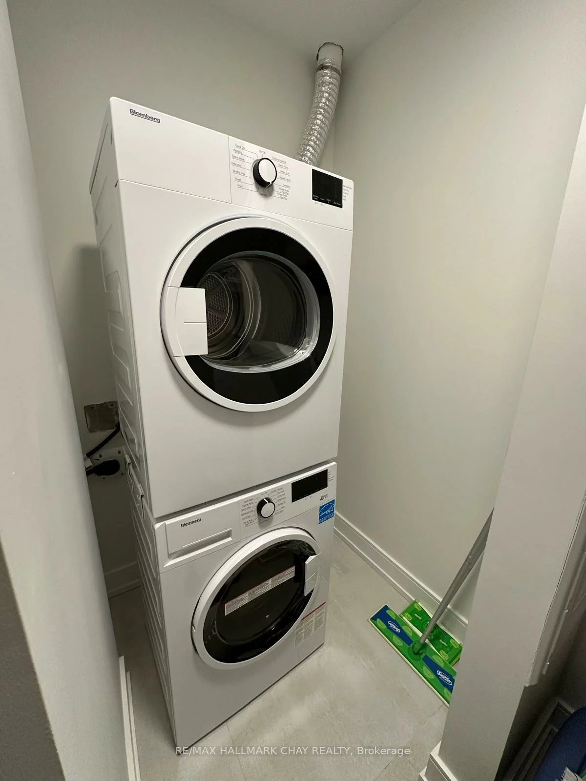 185, Dunlop, Lakeshore, Barrie