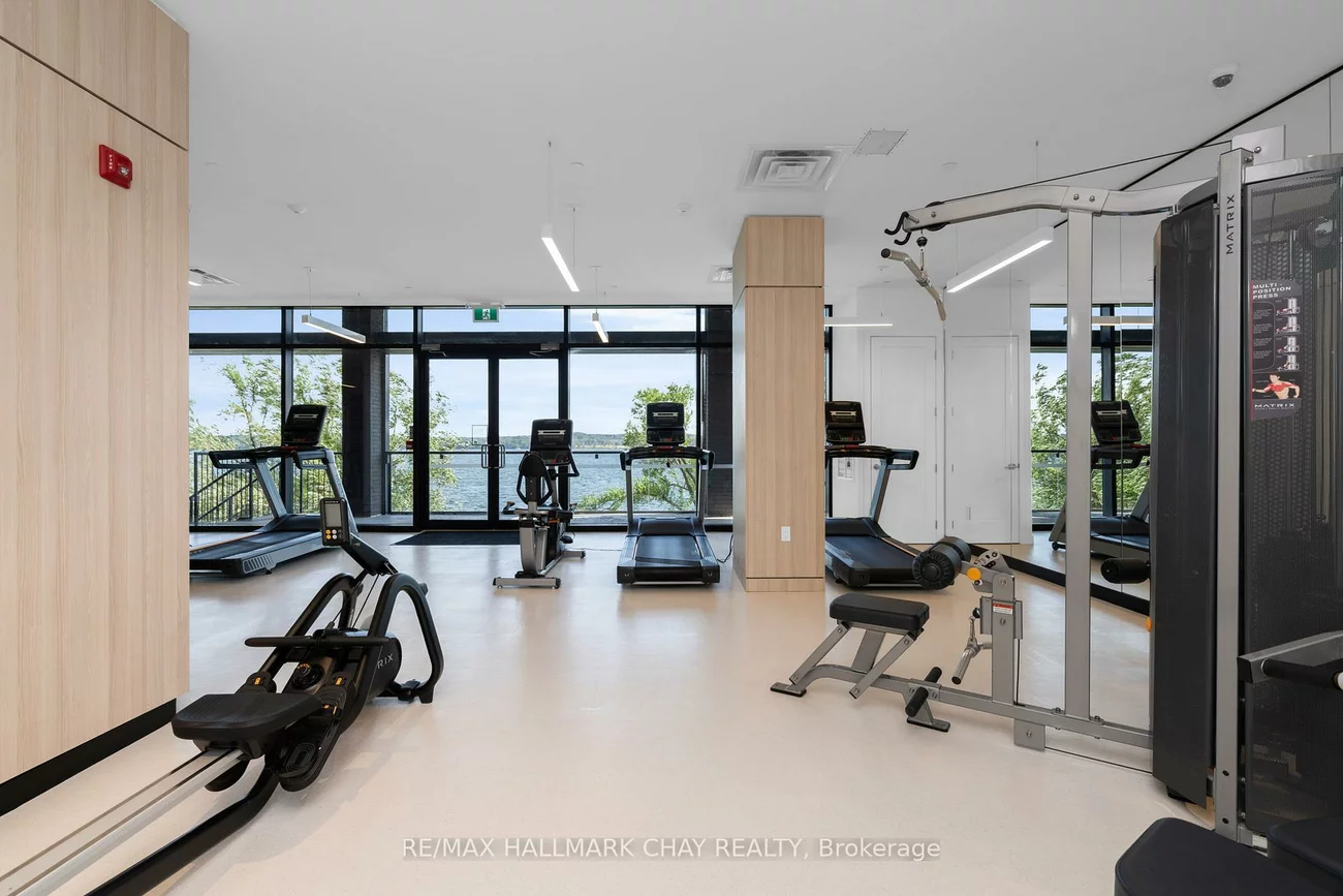 185, Dunlop, Lakeshore, Barrie